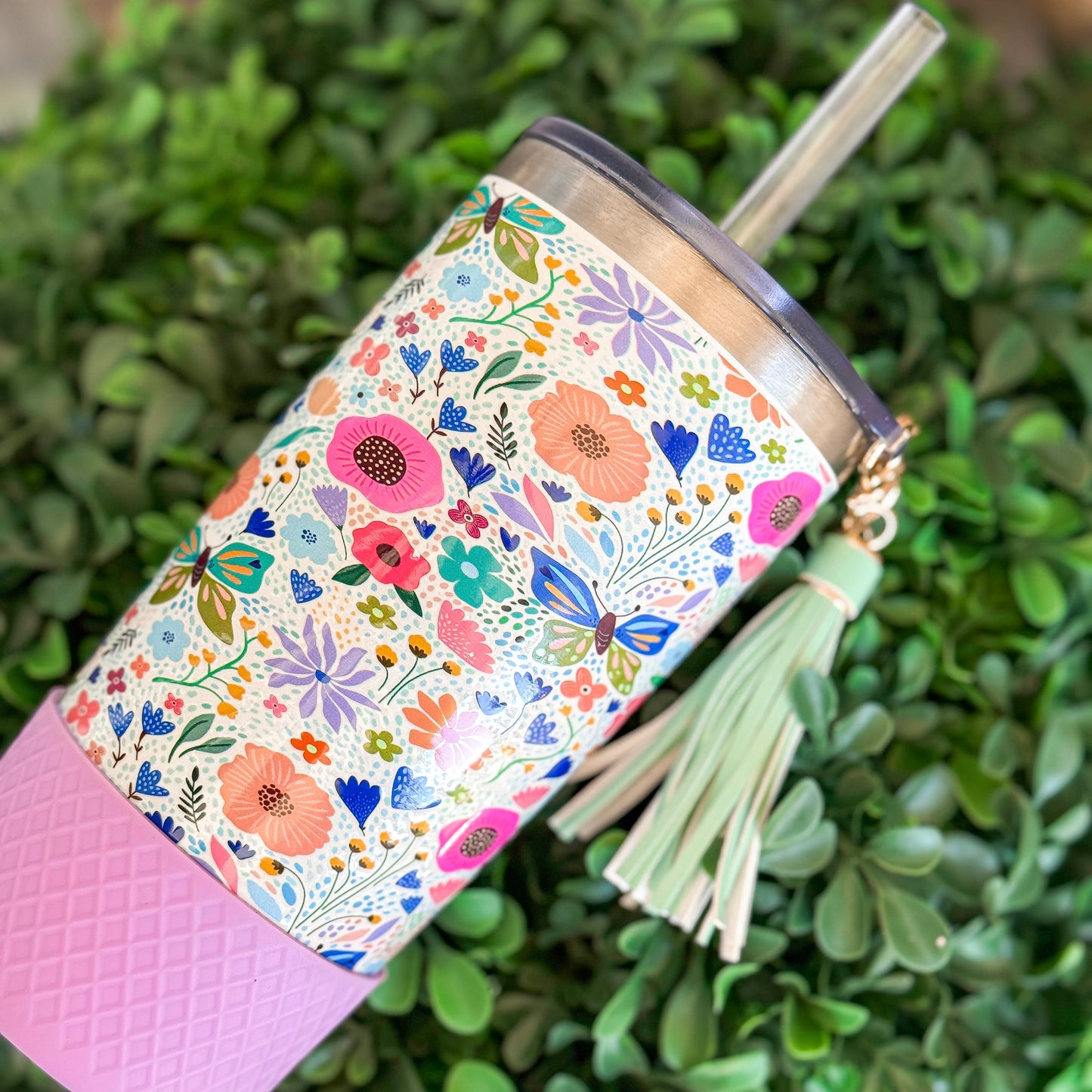 Garden Blooms - 20oz Charm Tumbler