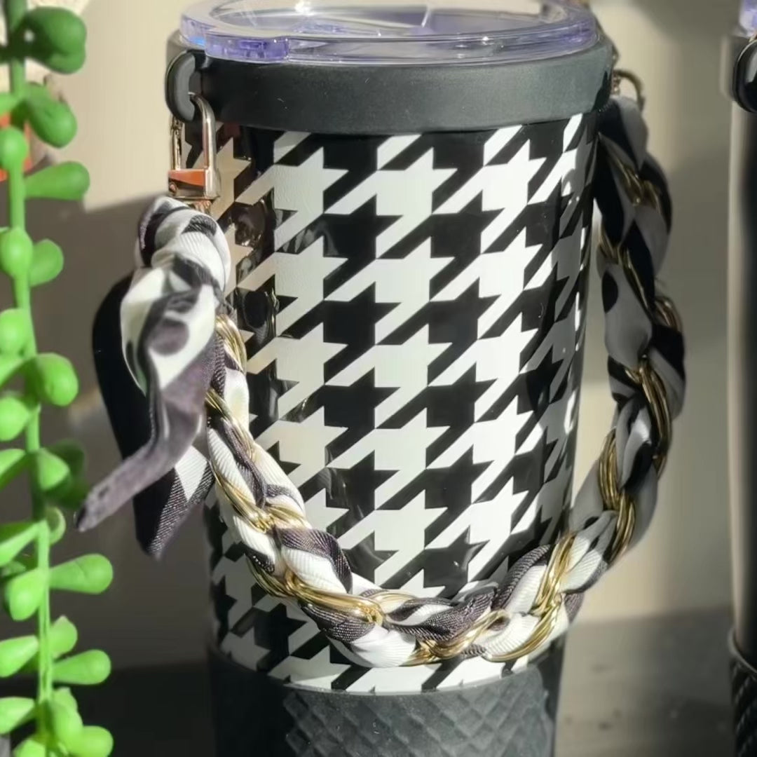Biddlebee Brew Black Pattern Tumbler motion video